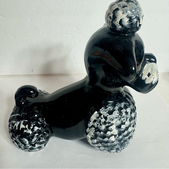 Vintage Redware Black Glaze Standing Poodle Figurine. Approx. 5.5”h x 5”l. - Picture 6 of 12